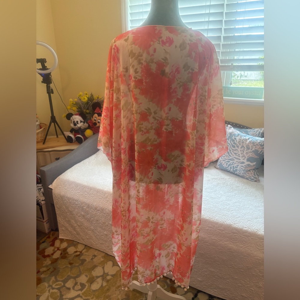 NWT, Hibluco, Floral Kimono Cover-Up - Picture 6 of 9
